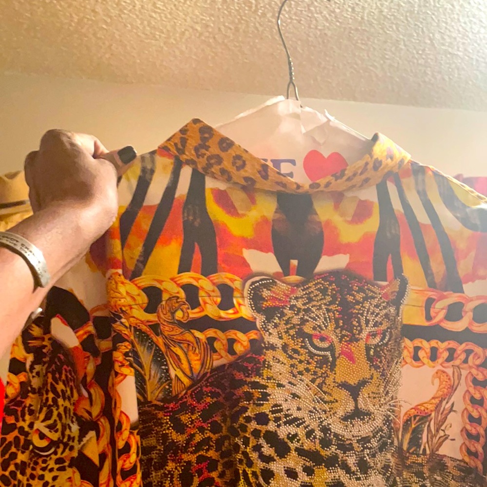 Men’s long sleeve button up shirt by Barajas. 2XL Retail 89.00 asking is 25.00